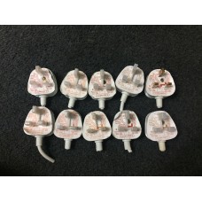 10x 13a Three Pin Plugs - White. Electrical Appliance Plugs
