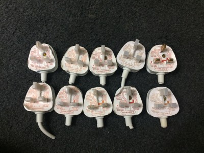 10x 13a Three Pin Plugs - White. Electrical Appliance Plugs